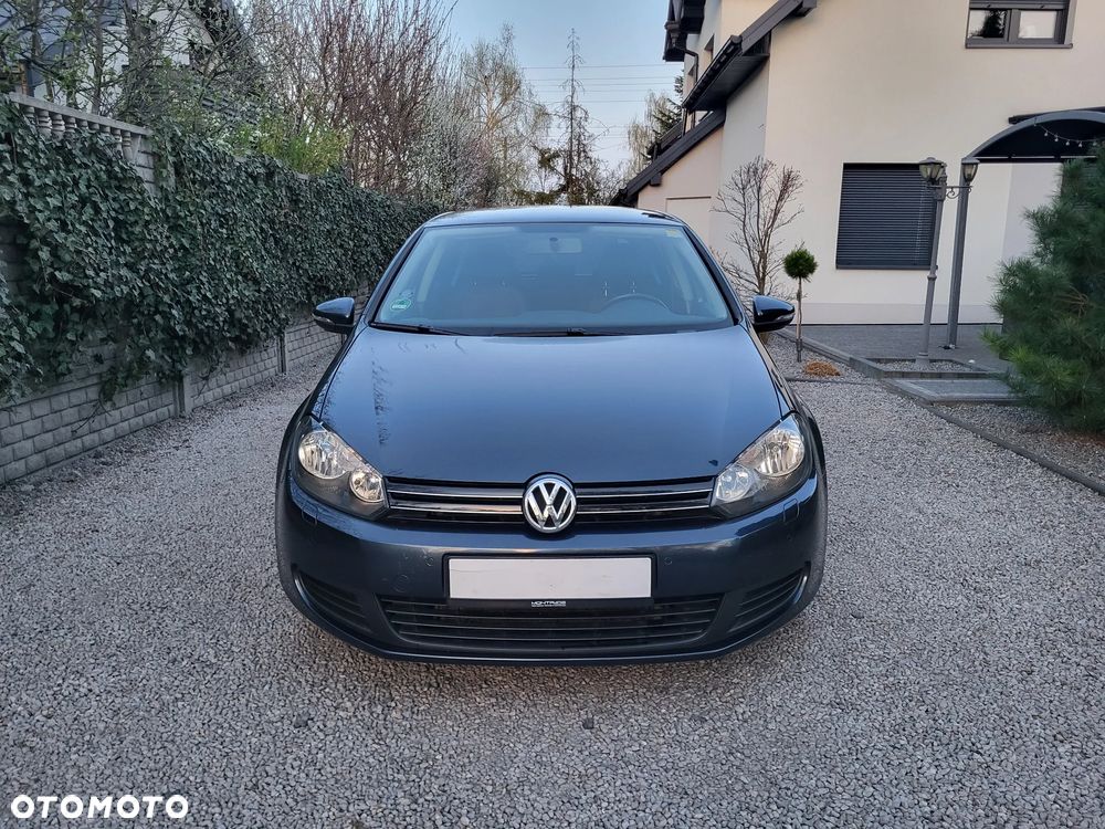 Volkswagen Golf - 2