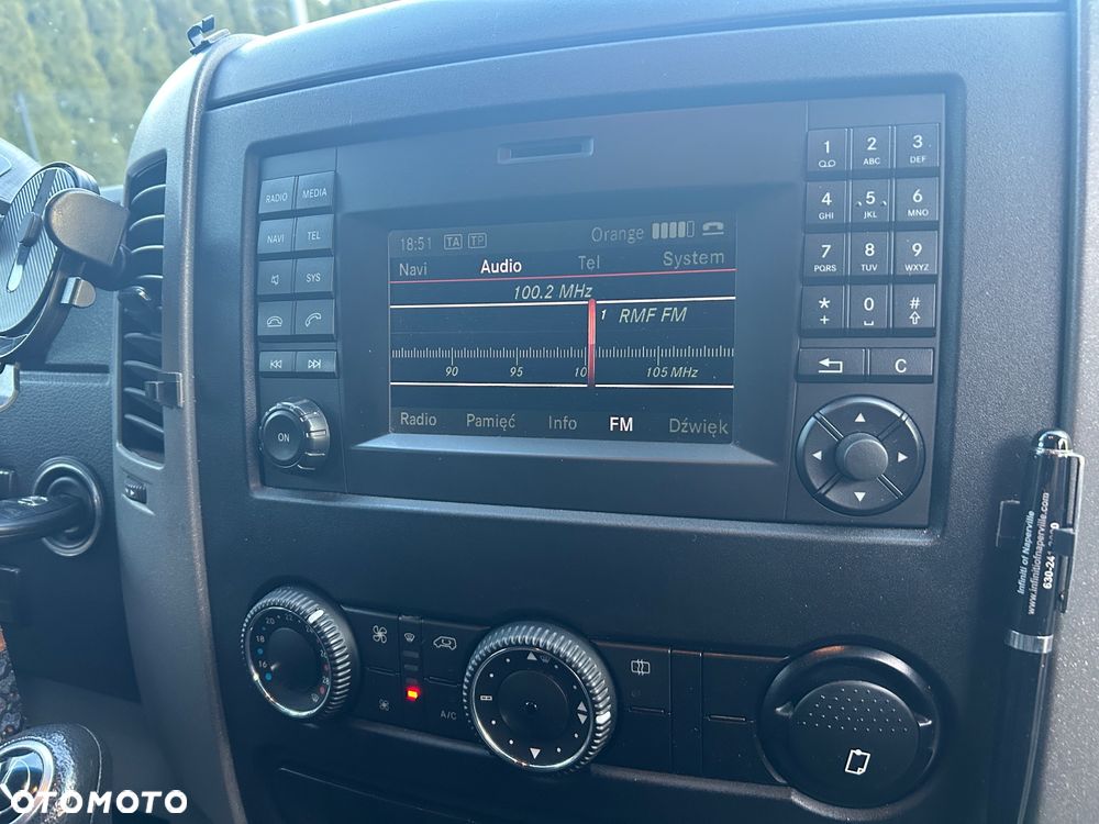 Mercedes-Benz Sprinter - 22