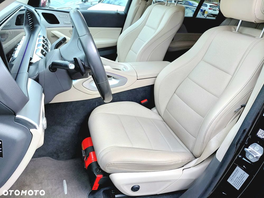 Mercedes-Benz GLE 300 d 4Matic 9G-TRONIC AMG Line - 25
