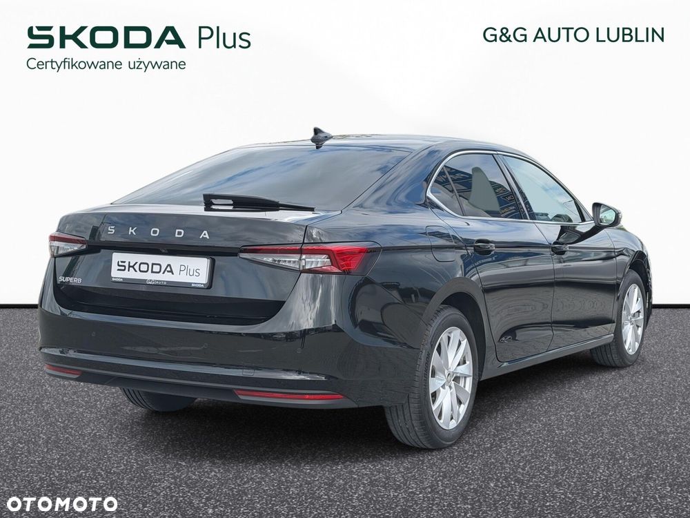 Skoda Superb 1.5 TSI mHEV Selection DSG - 6