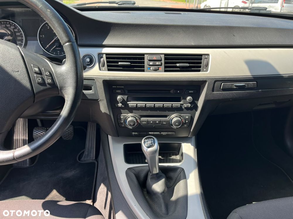 BMW Seria 3 316d - 18