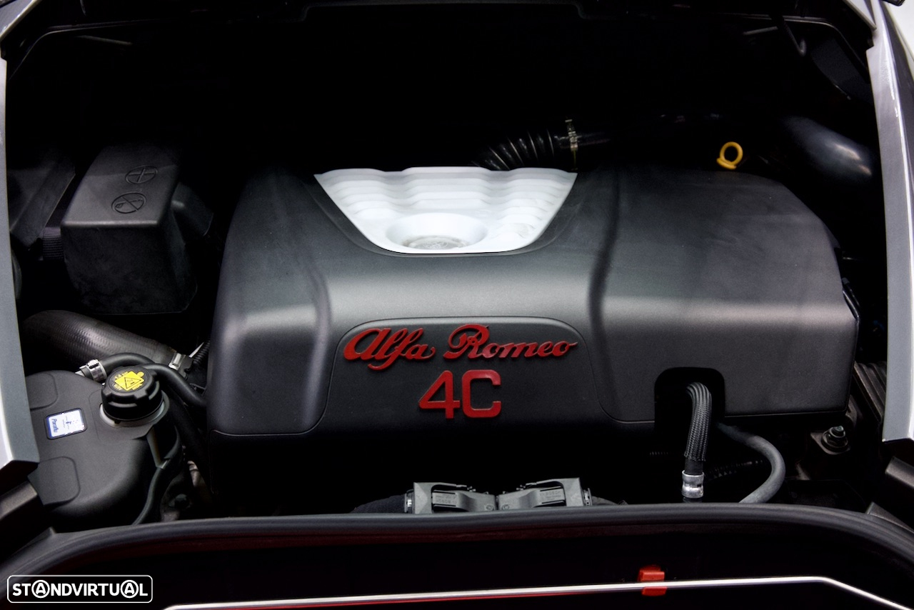 Alfa Romeo 4C 1750 TBi - 29