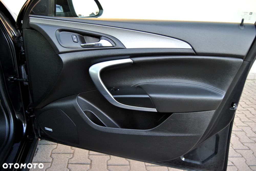 Opel Insignia 2.0 Bi Turbo CDTI Sports Tour Innovation - 21