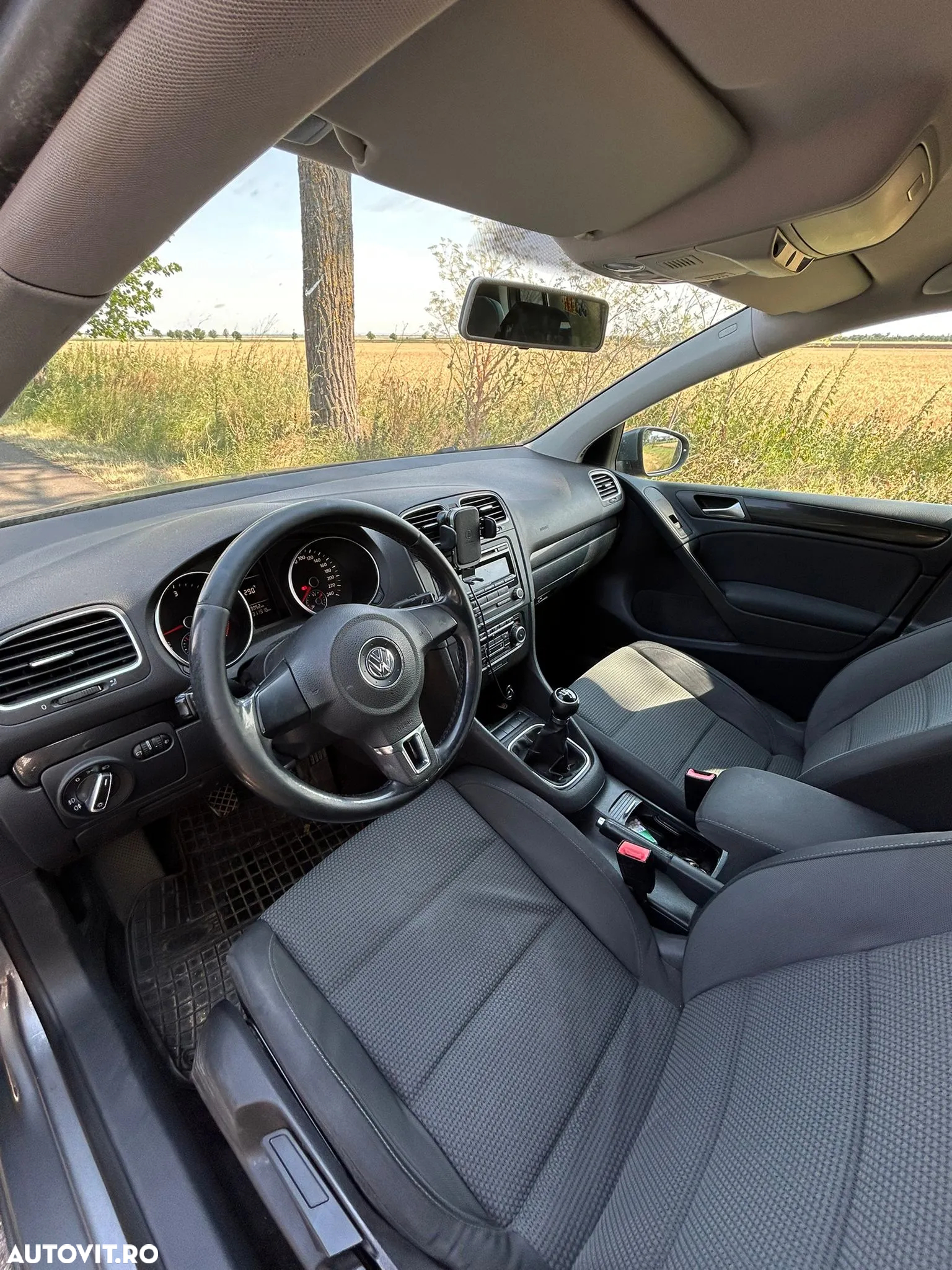 Volkswagen Golf 1.6 TDI DPF Comfortline - 13