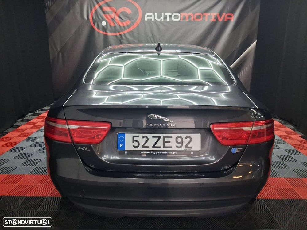 Jaguar XE 2.0 D Prestige Aut. - 6