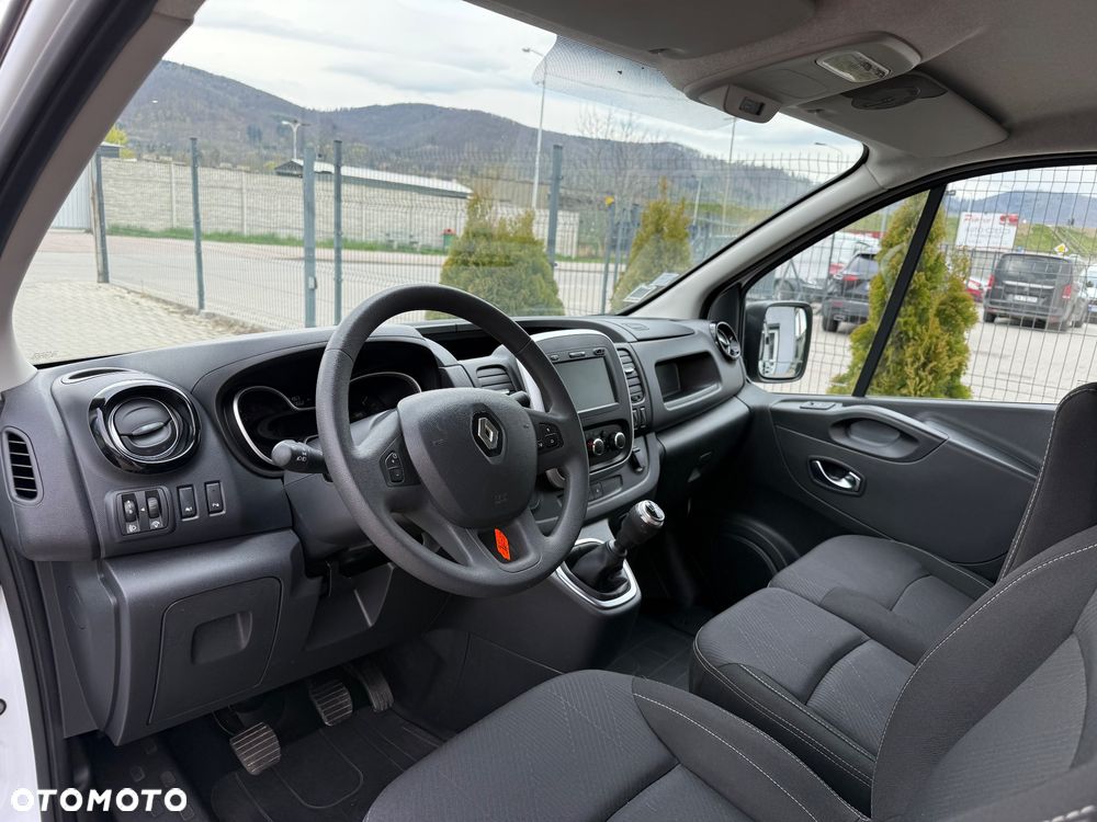 Renault TRAFIC - 9