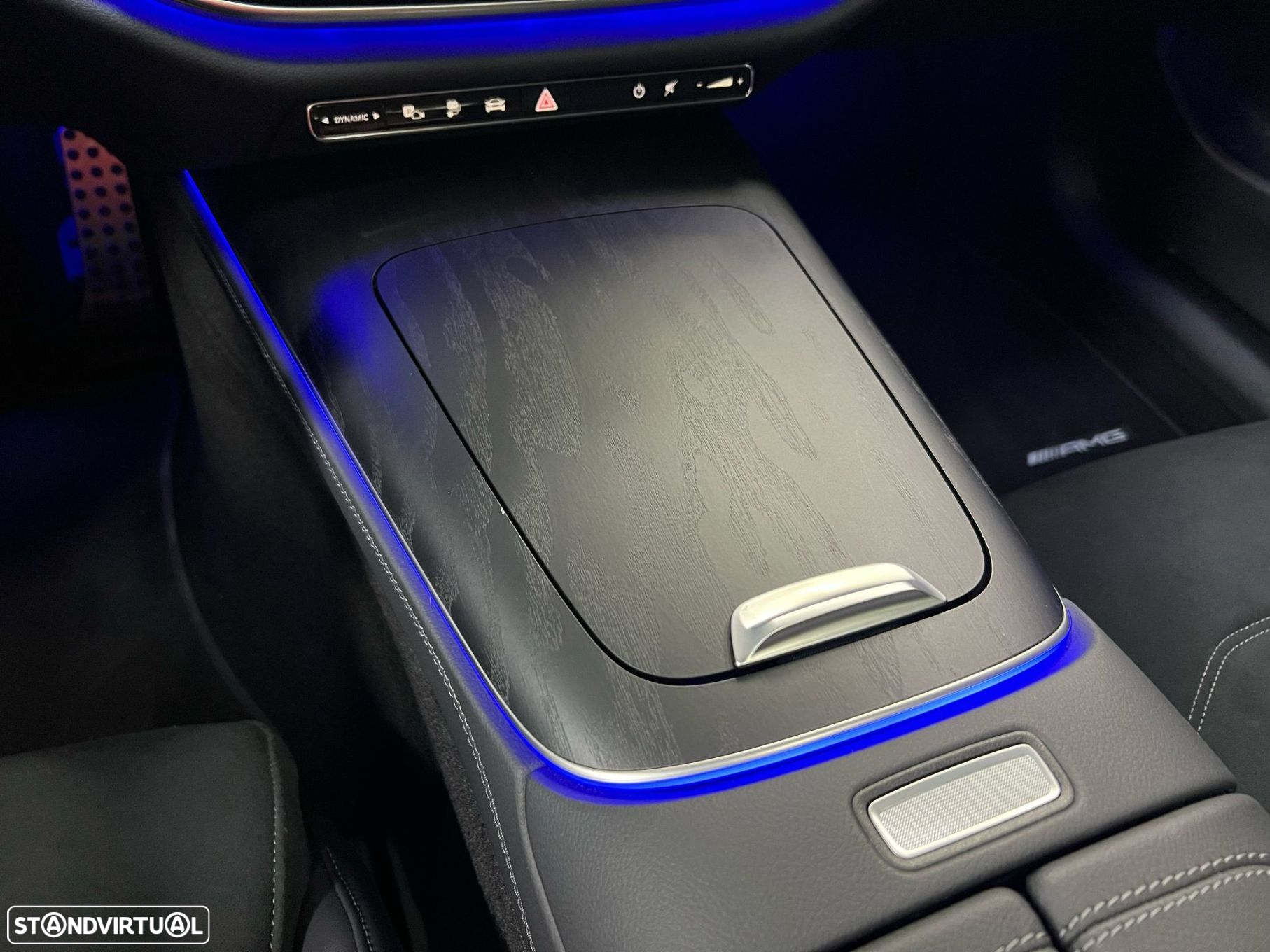 Mercedes-Benz E 300 e AMG Line - 21