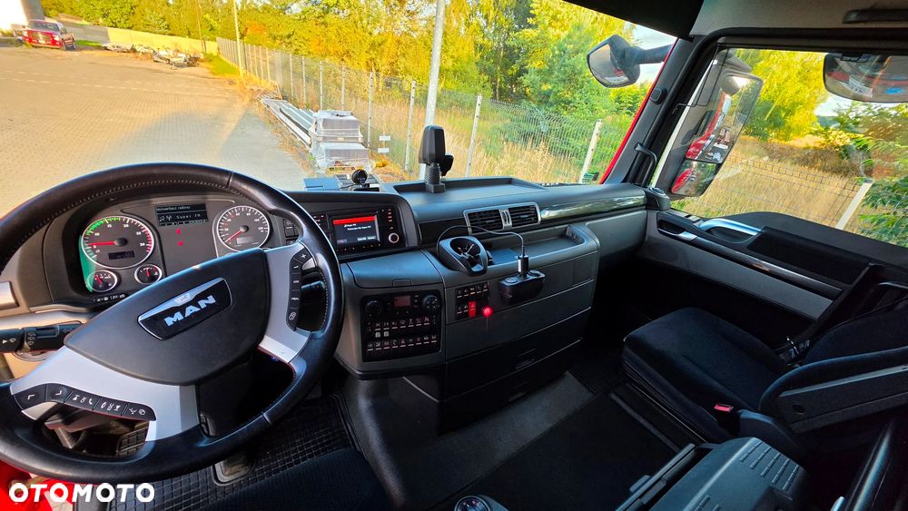 MAN TGX 26.560 / 6x4 / DMC 82000KG / 197tyś. km - 10