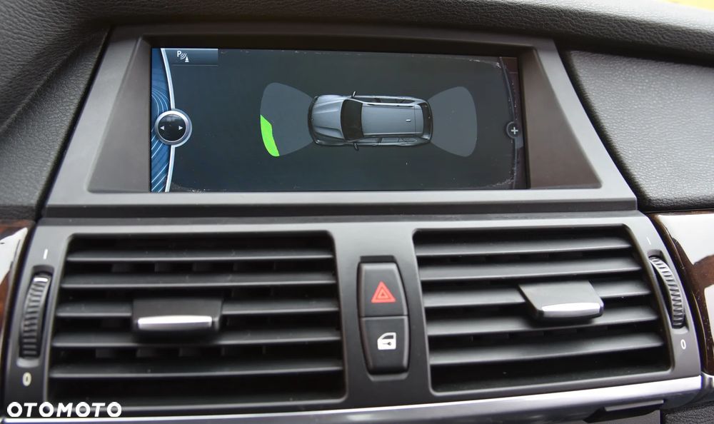 BMW X5 xDrive50i Edition Exclusive - 29