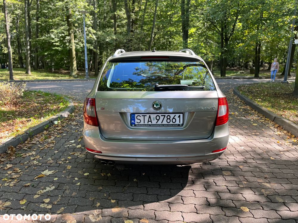 Skoda Superb - 4