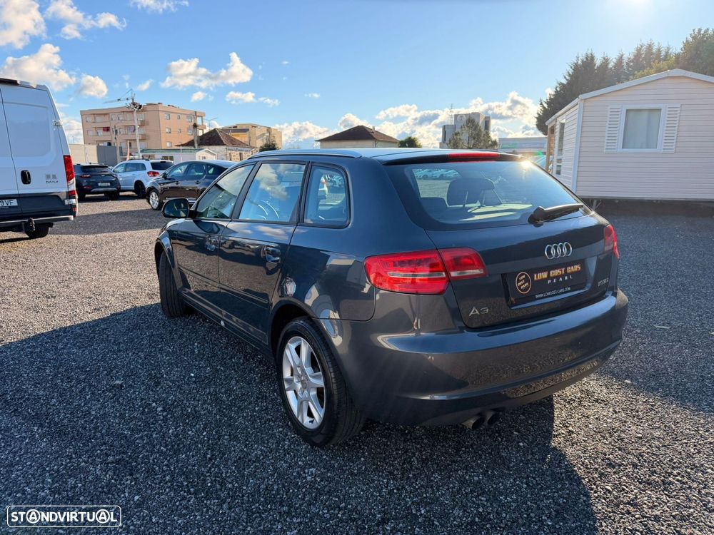 Audi A3 Sportback 1.9 TDi Sport - 4