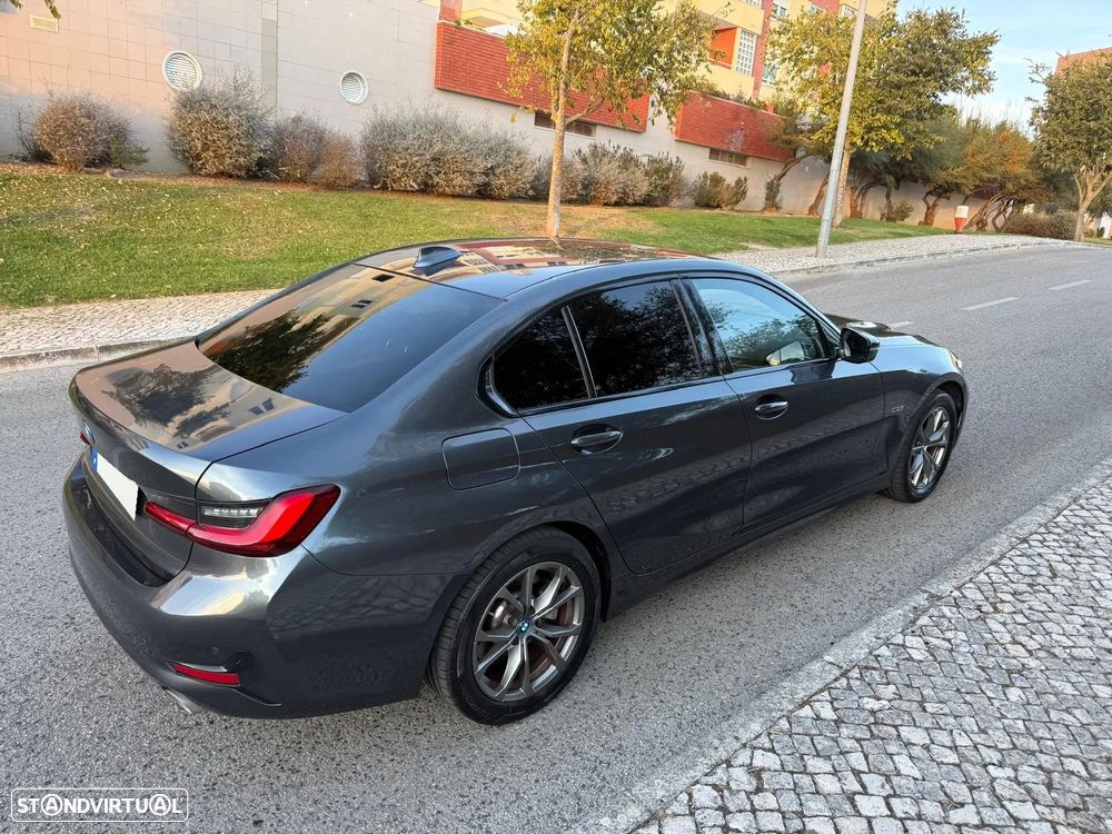 BMW 320 - 3
