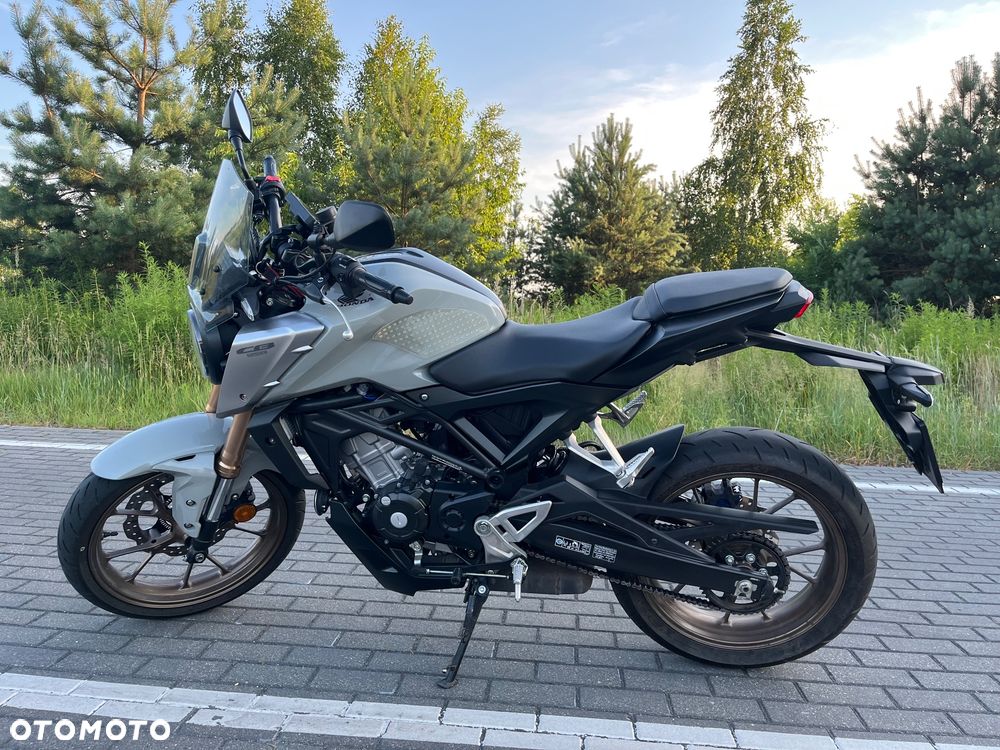 Honda CB - 4