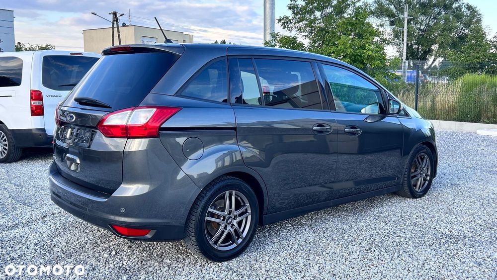 Ford C-MAX - 11