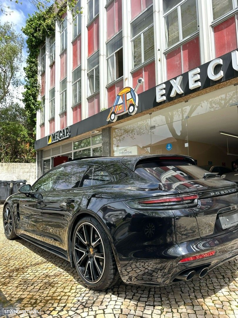 Porsche Panamera Sport Turismo 4 E-Hybrid - 18
