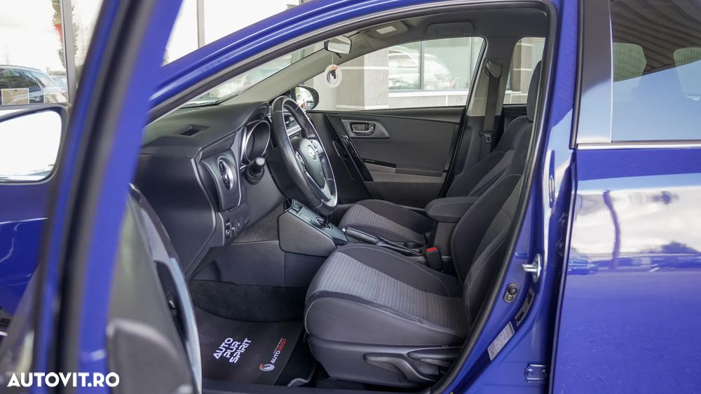 Toyota Auris - 23