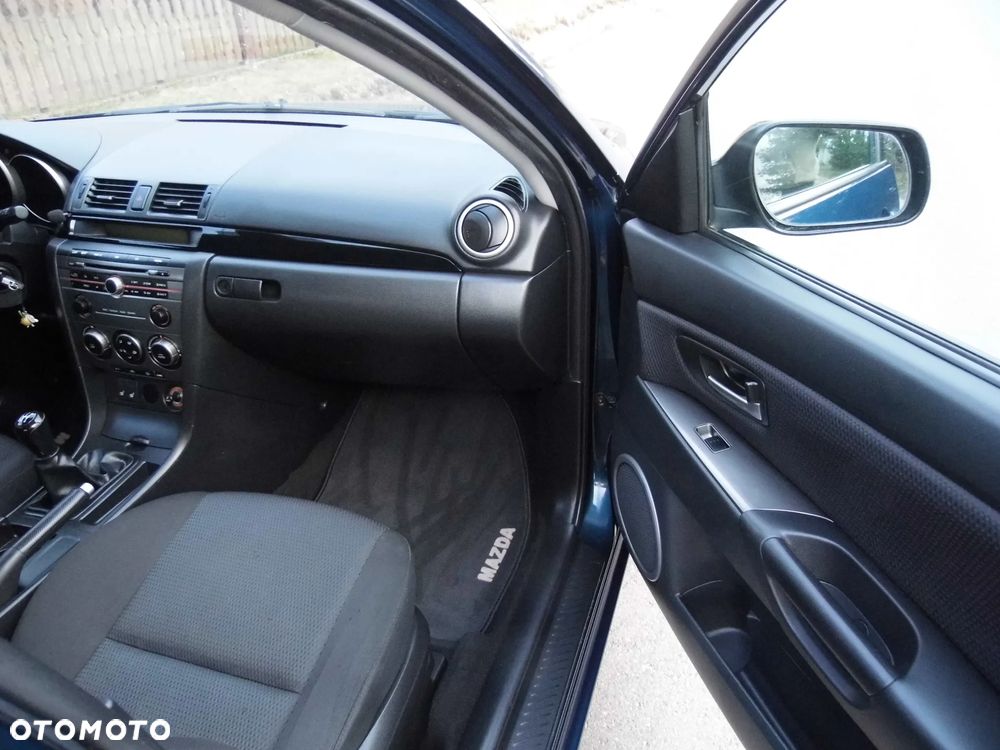 Mazda 3 1.6 16V Exclusive - 23