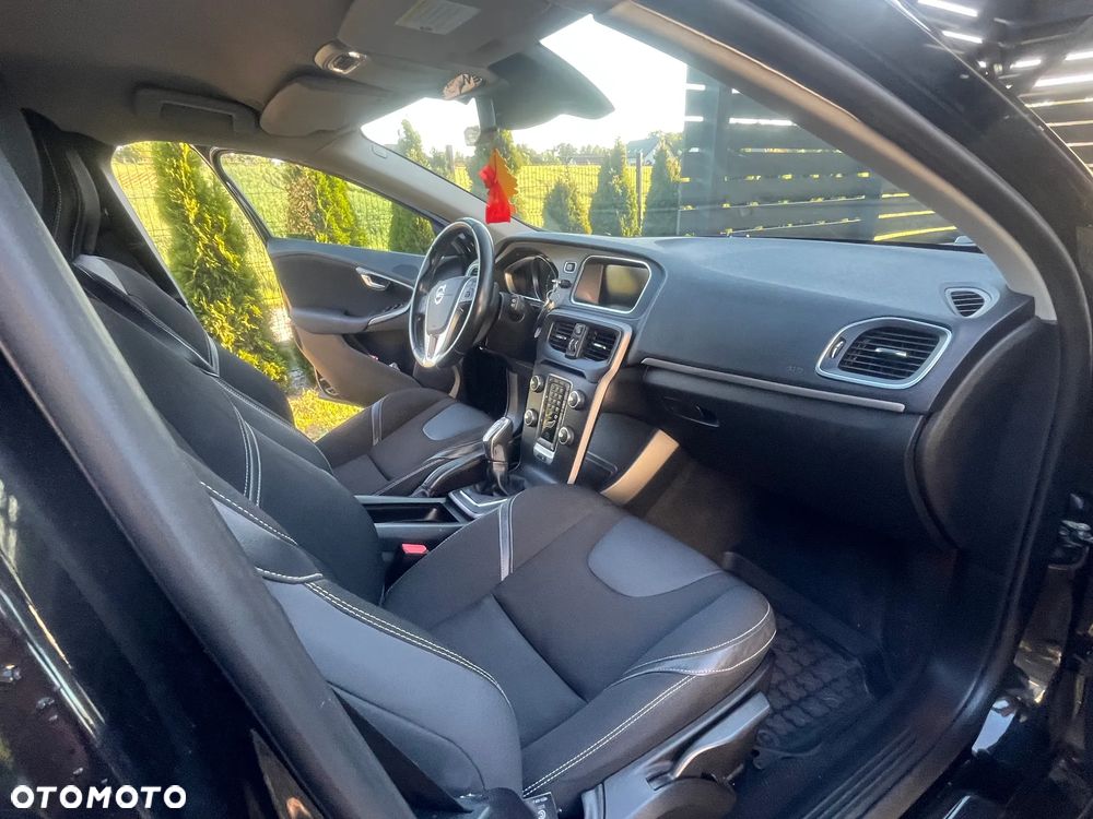 Volvo V40 T3 Momentum - 7