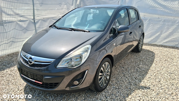 Opel Corsa 1.2 16V Color Edition
