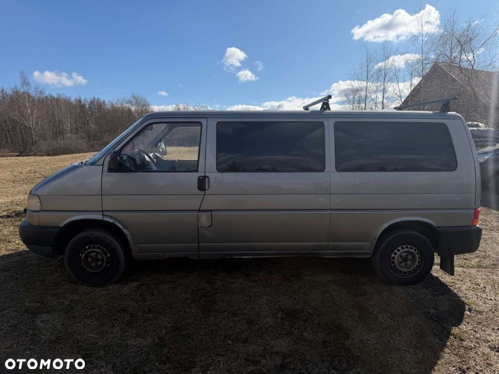 Volkswagen Caravelle - 5