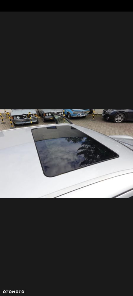 Mercedes-Benz Klasa E 290 TD Elegance - 24