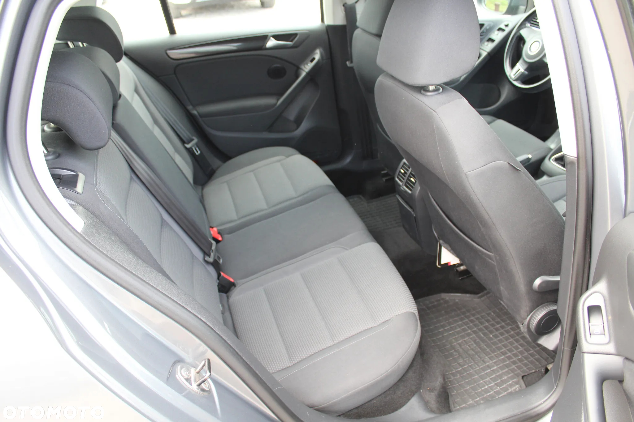 Volkswagen Golf 1.6 Comfortline - 19