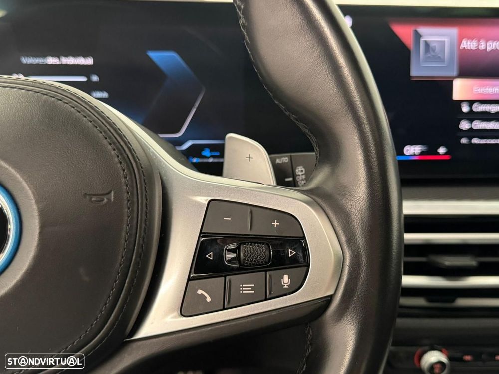 BMW 330 e Touring Pack M Auto - 23