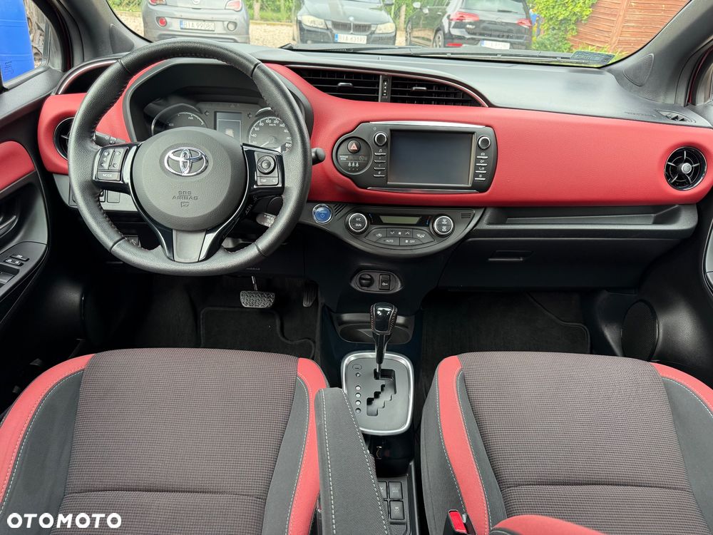 Toyota Yaris - 16