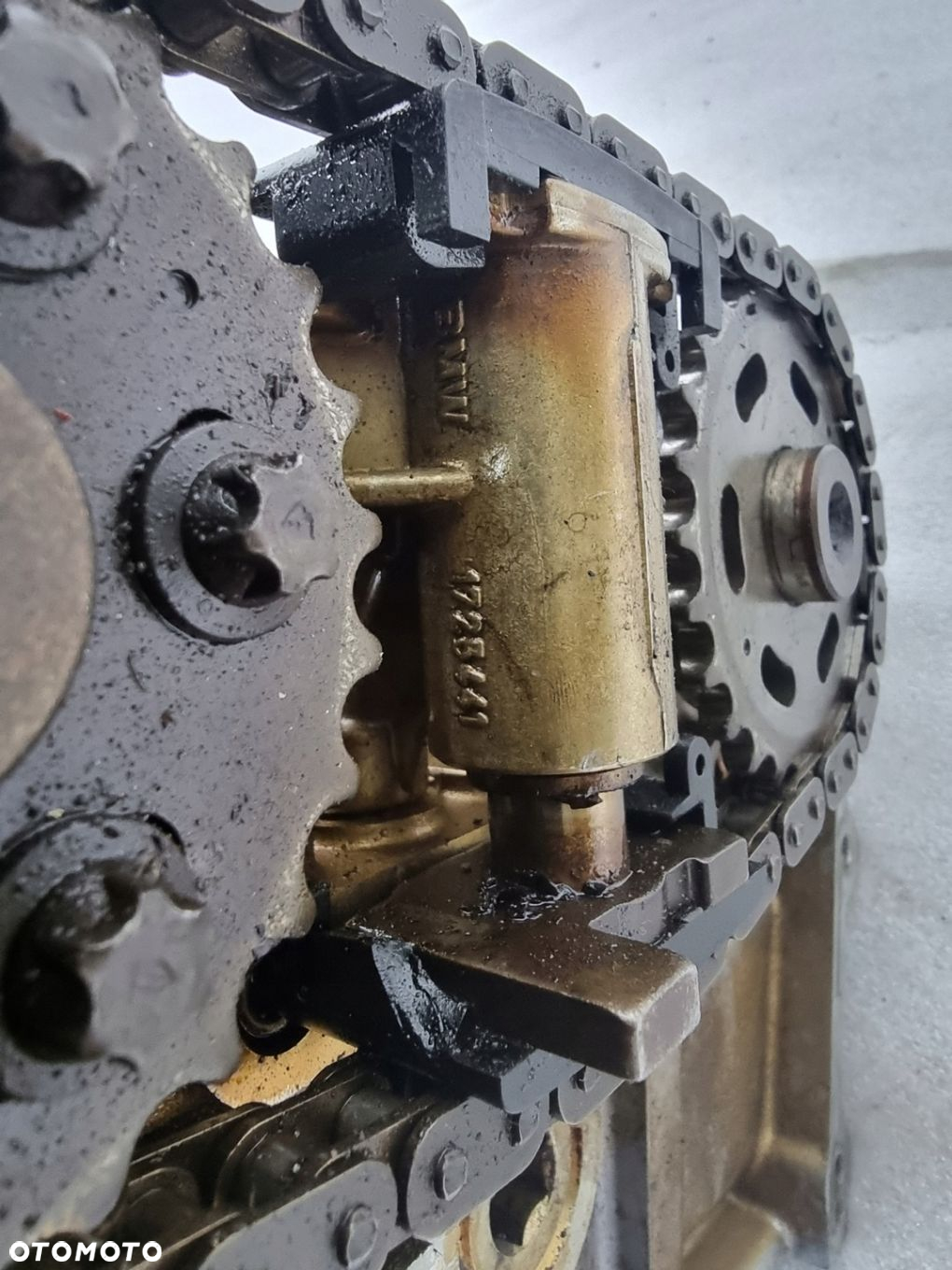 GŁOWICA PRAWA BMW E39 E38 M62 B35 3.5 V8 - 7