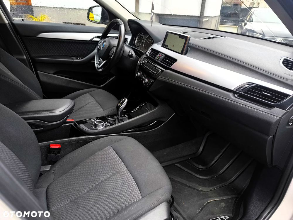 BMW X2 sDrive18i Advantage - 9
