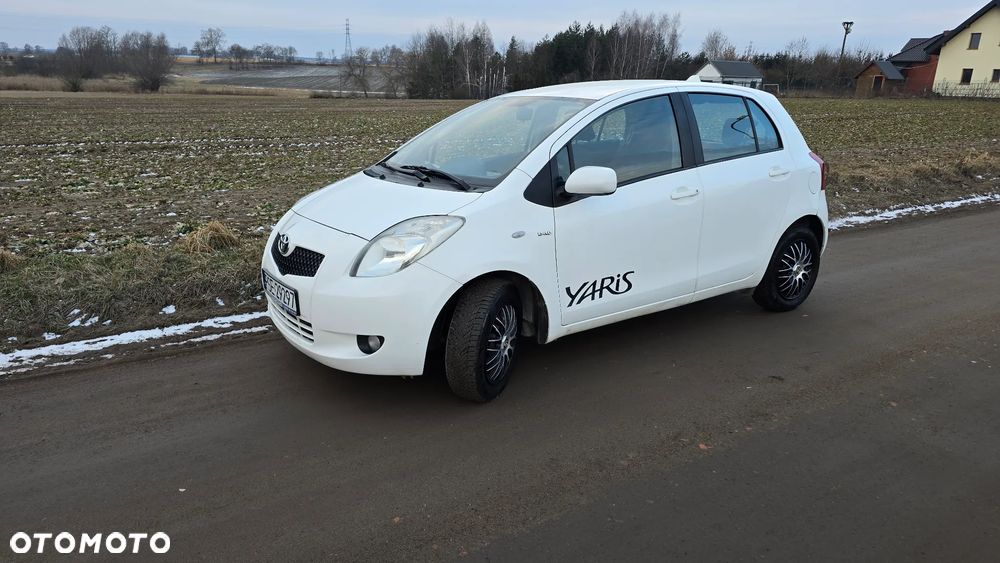 Toyota Yaris 1.4 D-4D Prestige - 2