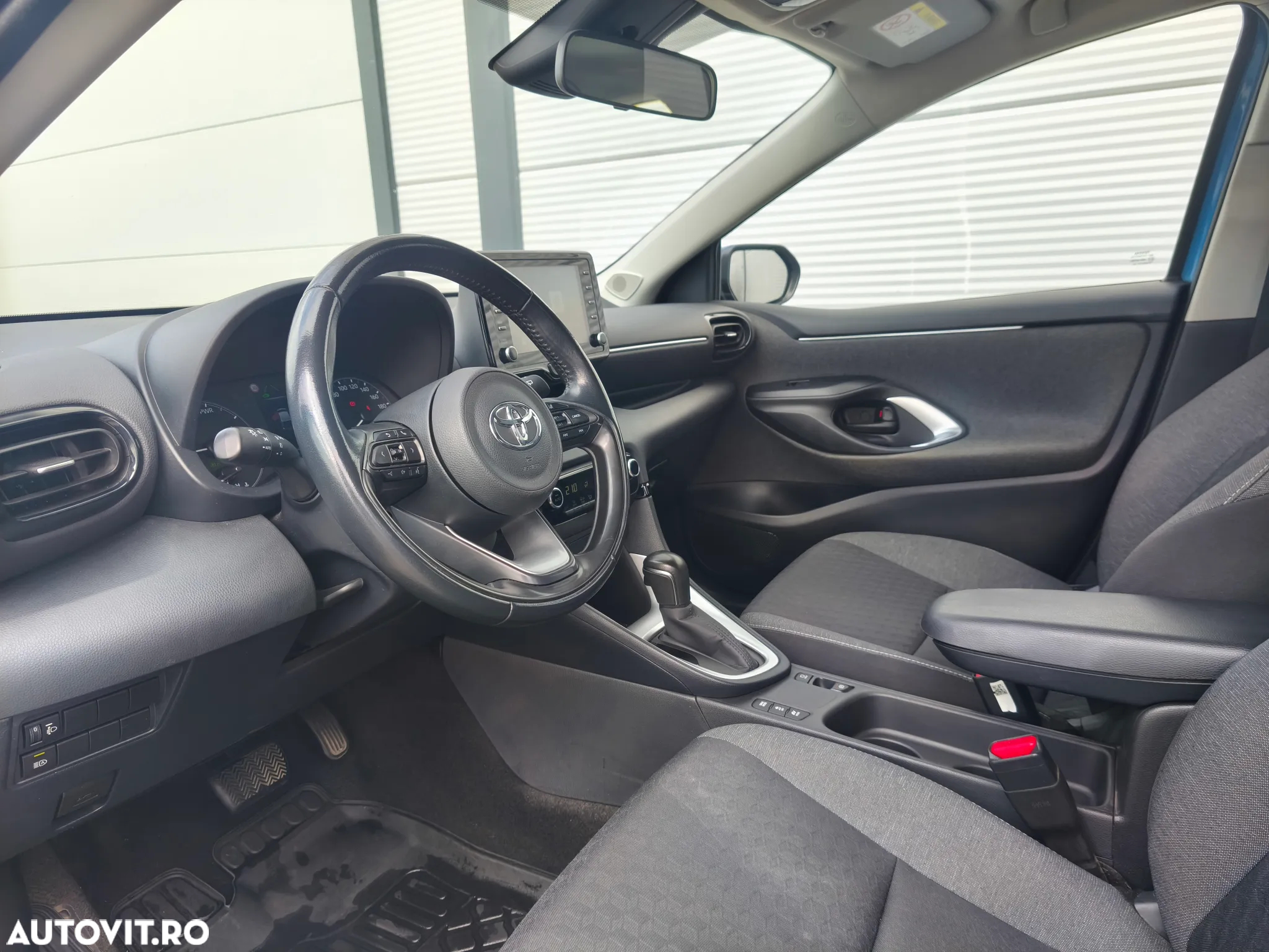 Toyota Yaris - 9