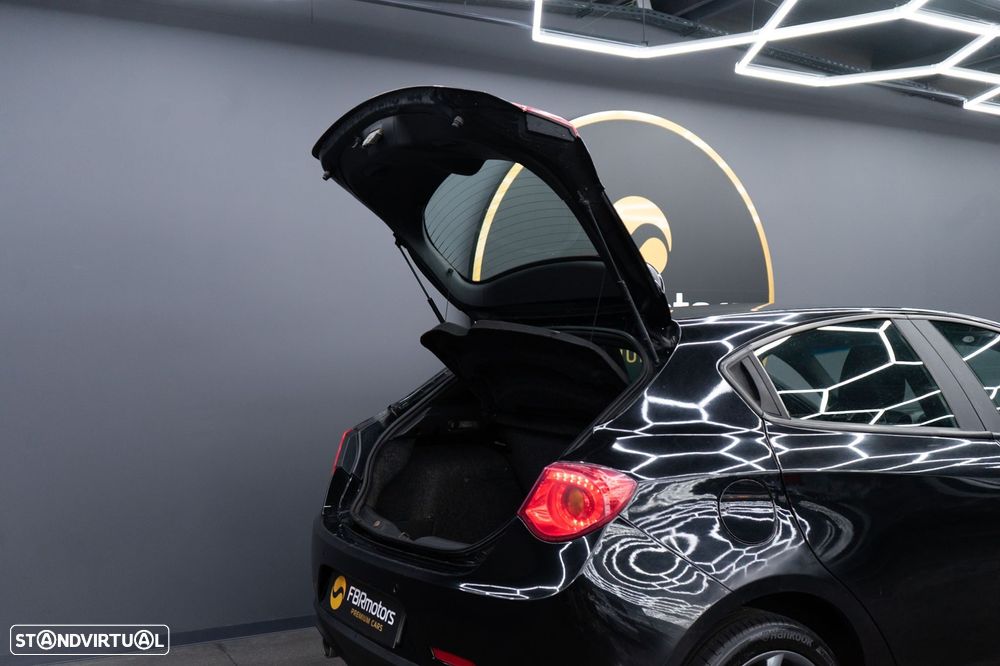 Alfa Romeo Giulietta 1.6 JTDM Veloce - 18