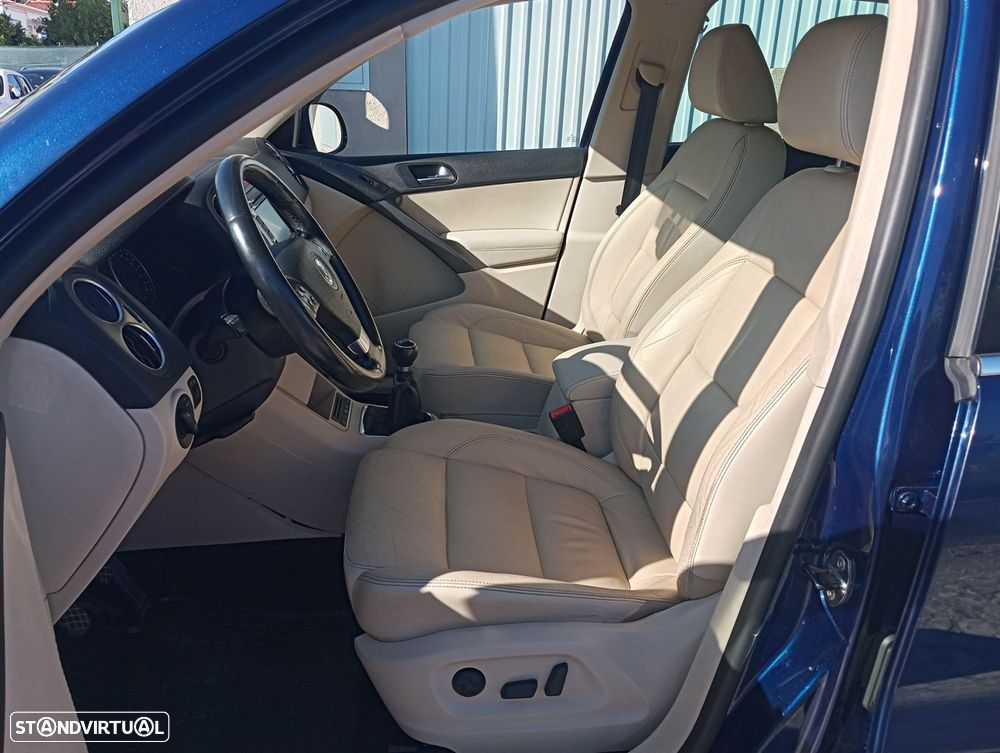 VW Tiguan 2.0 TDi Sport 4Motion - 7