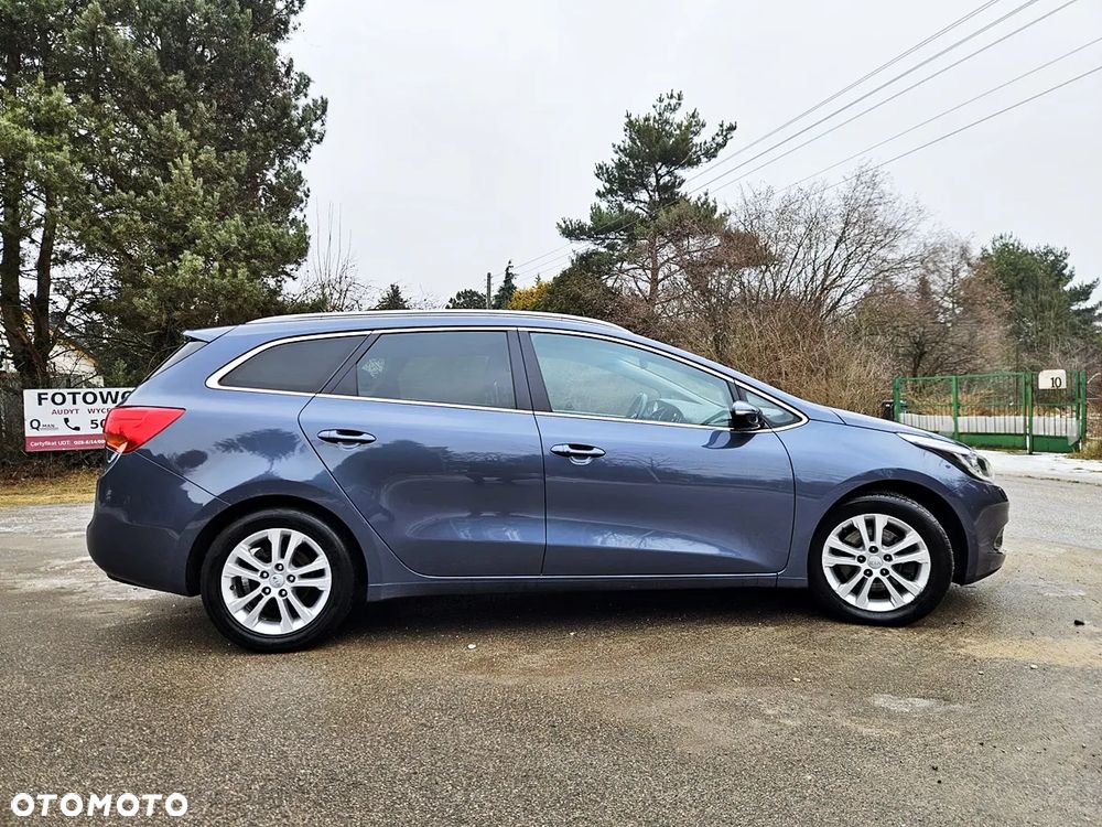 Kia Ceed 1.6 CRDi 128 Spirit - 9