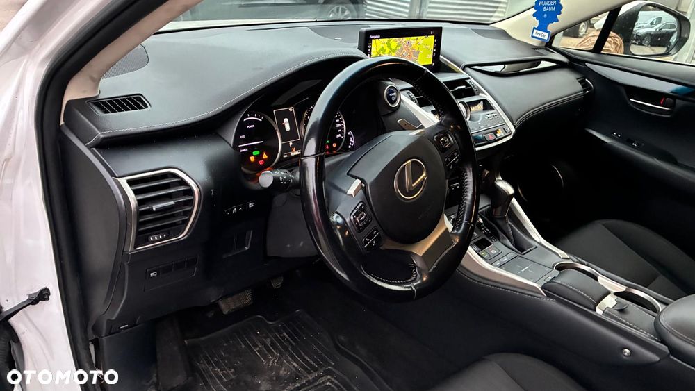 Lexus NX 300h Comfort AWD - 4