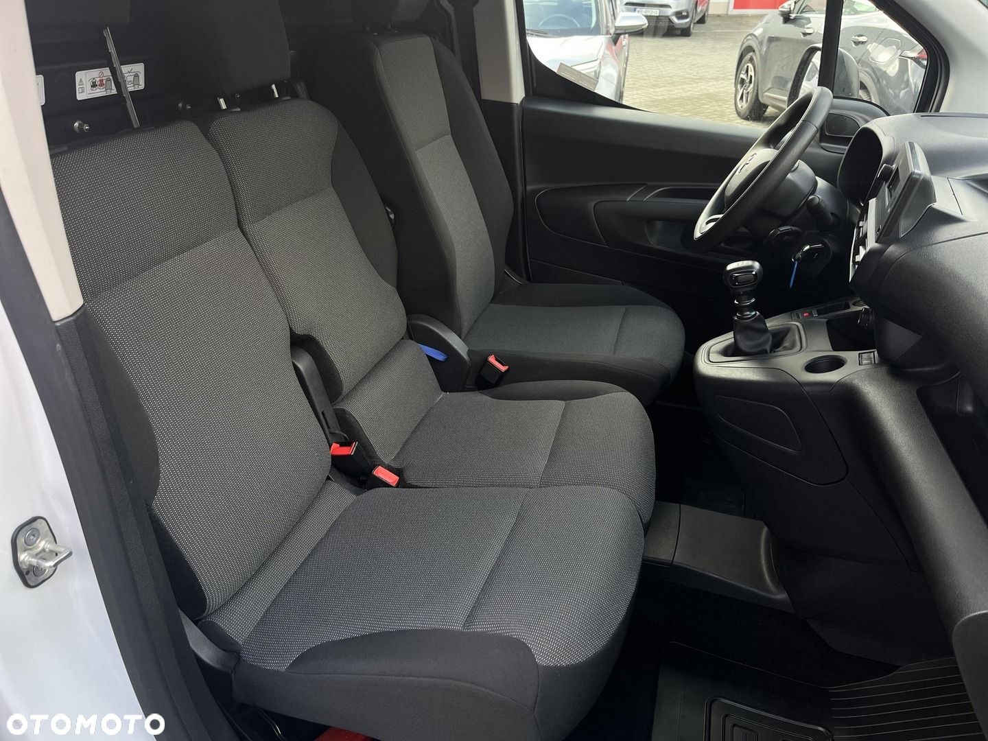 Toyota PROACE CITY - 13
