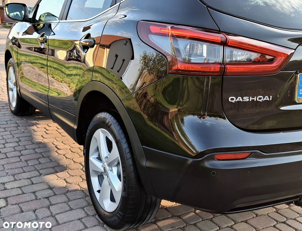 Nissan Qashqai 1.6 DIG-T N-Connecta - 16
