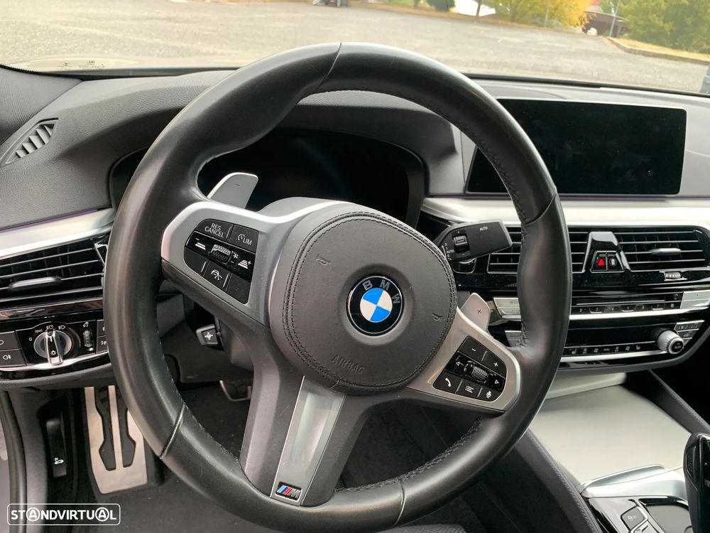 BMW 530 e iPerformance Pack M - 9