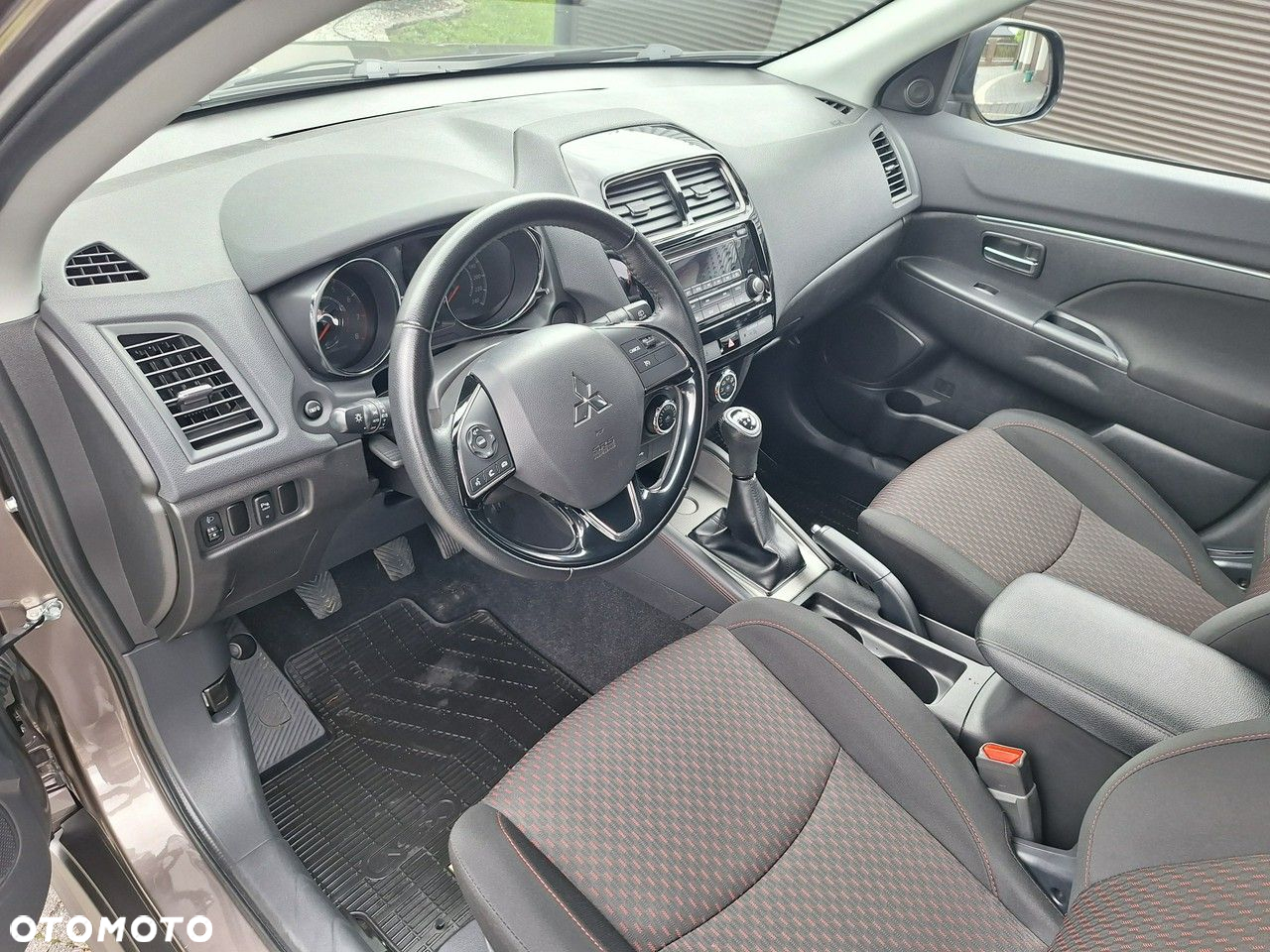 Mitsubishi ASX - 6