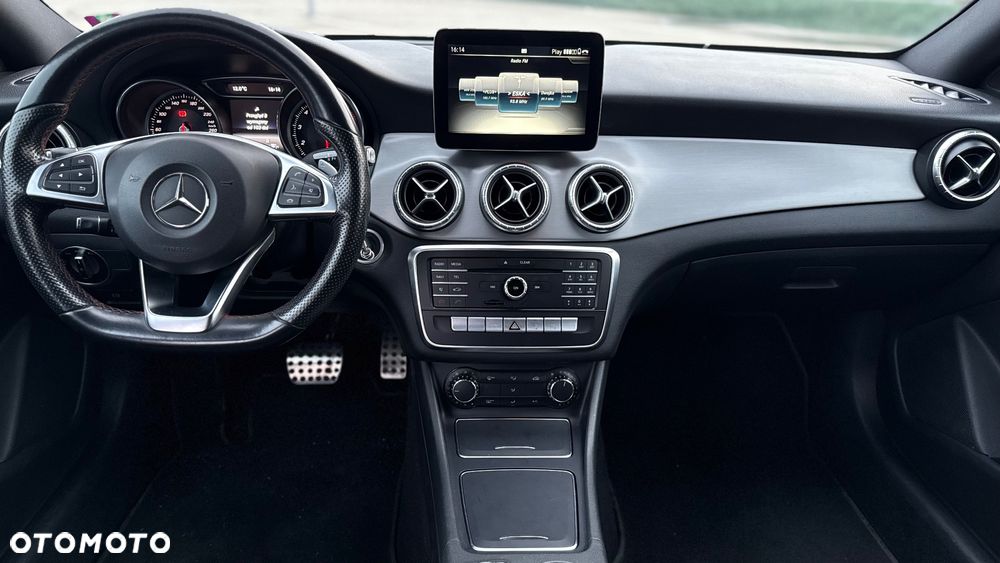 Mercedes-Benz CLA 180 7G-DCT AMG Line - 10