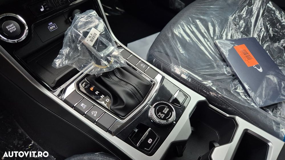 KG Mobility Korrando - 9