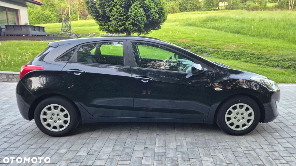 Hyundai i30 1.4 Comfort - 12