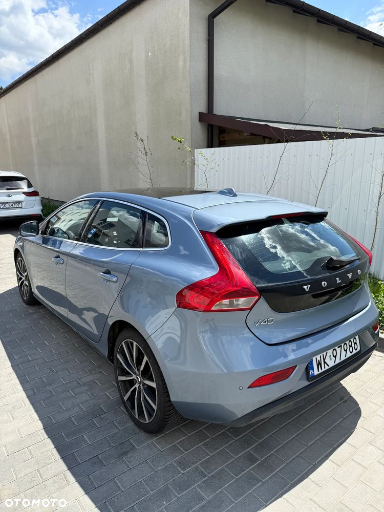 Volvo V40 D2 Inscription - 4