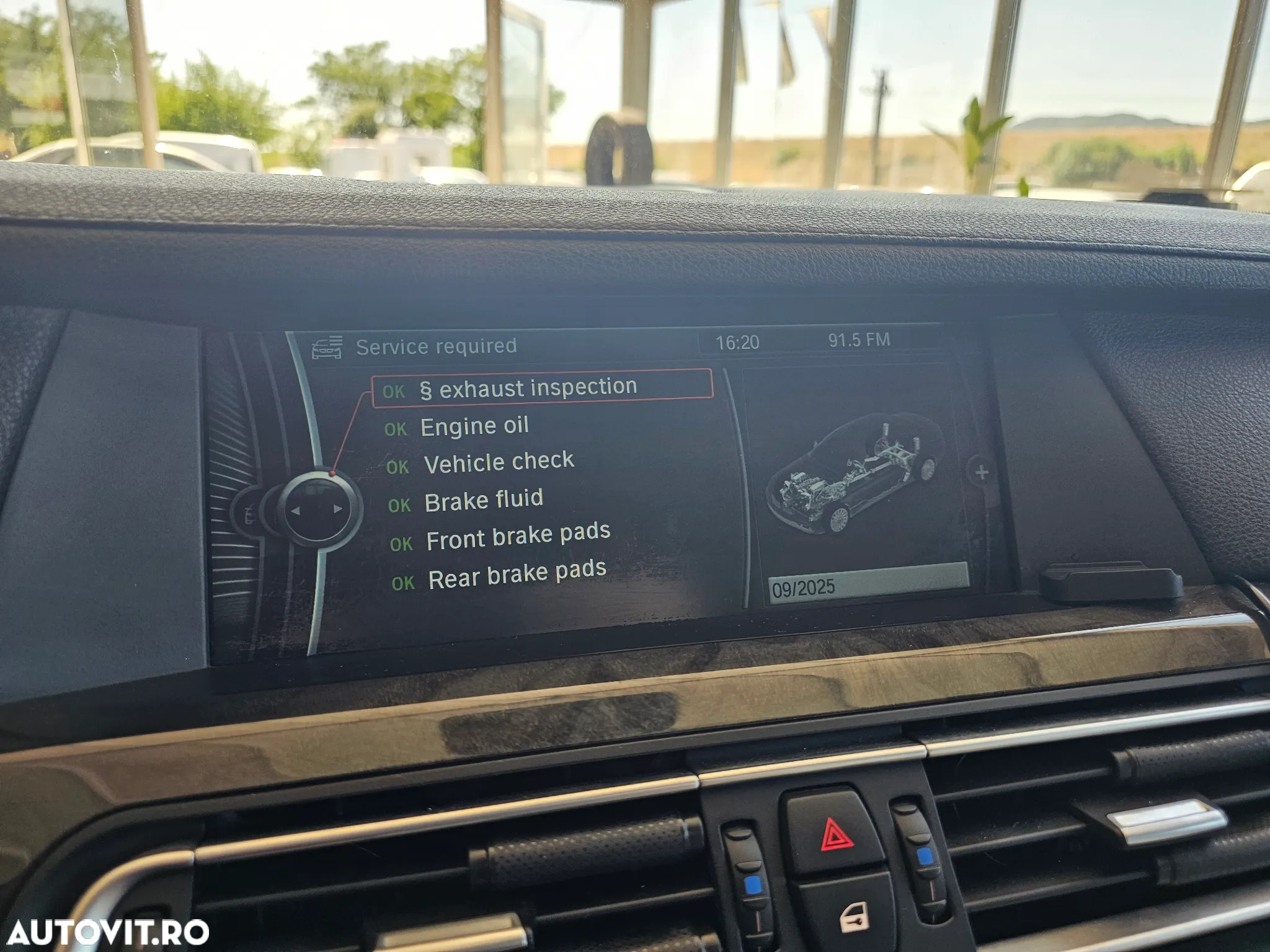 BMW Seria 7 740d xDrive - 28