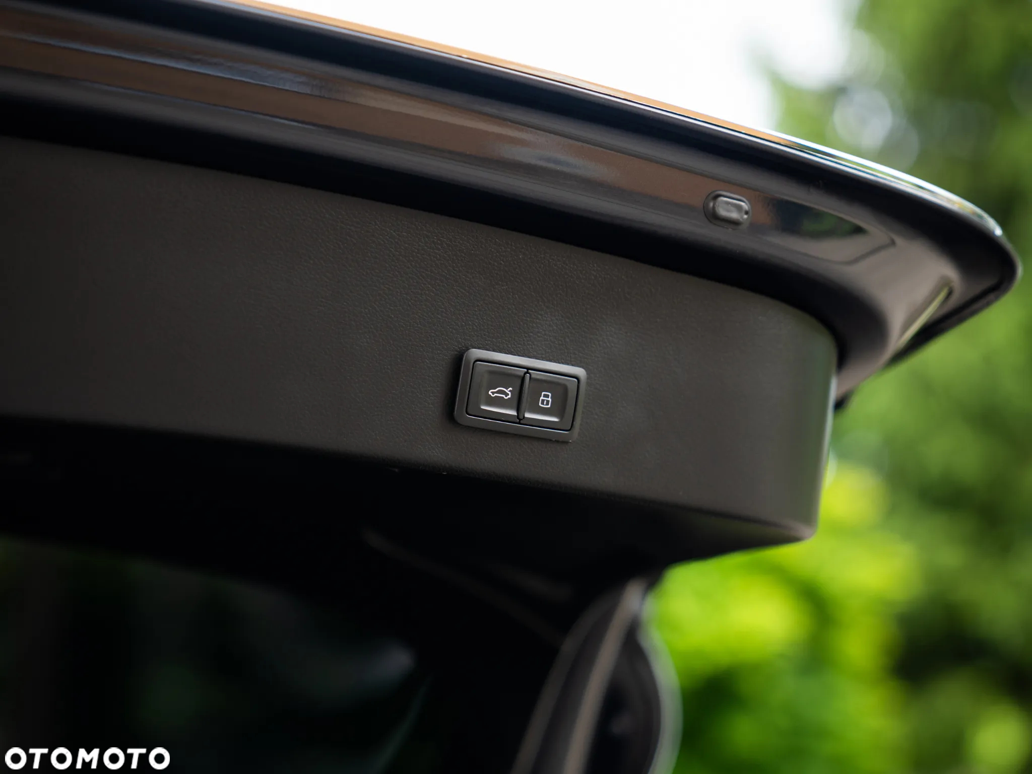 Audi A6 Avant 2.0 TDI quattro S tronic - 39