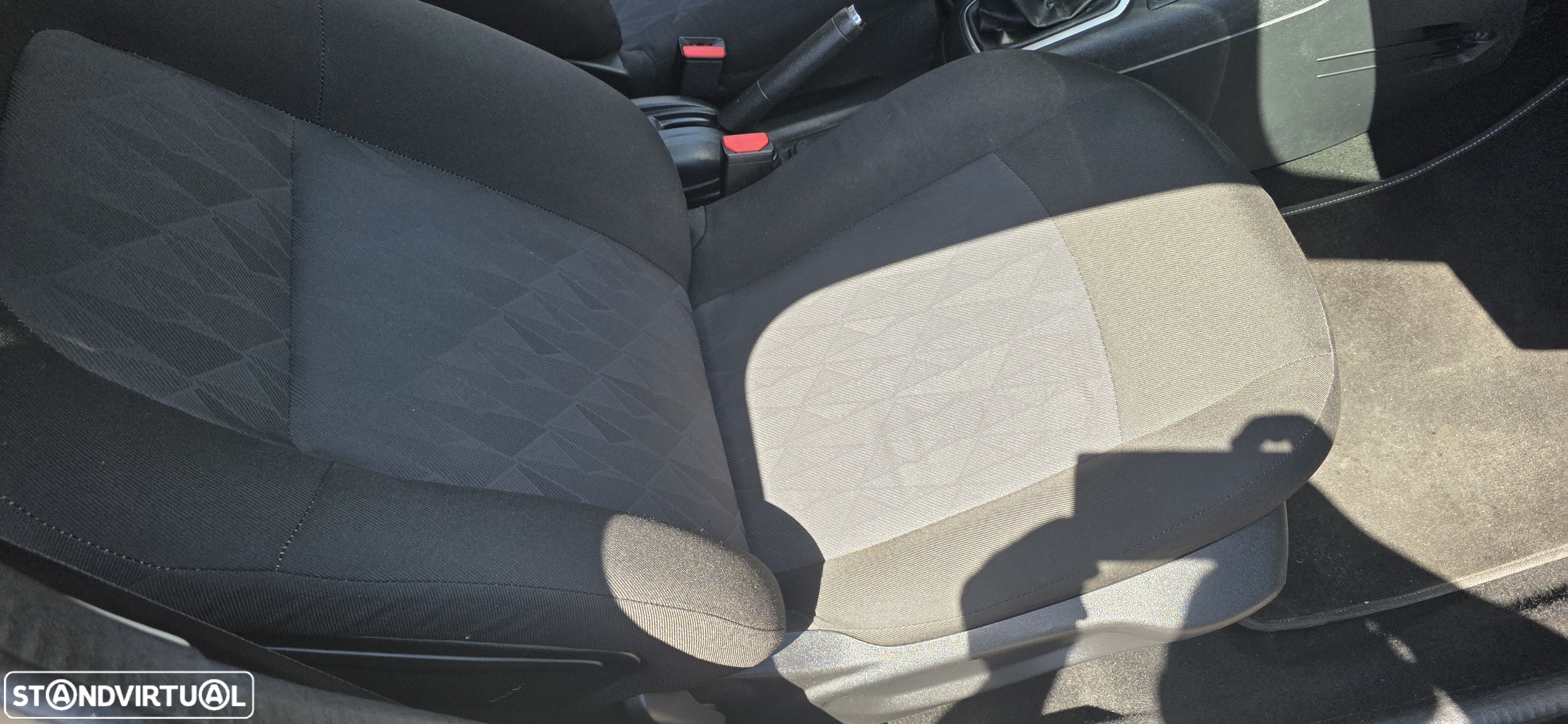 Citroën C-Elysée 1.2 VTi Seduction - 18