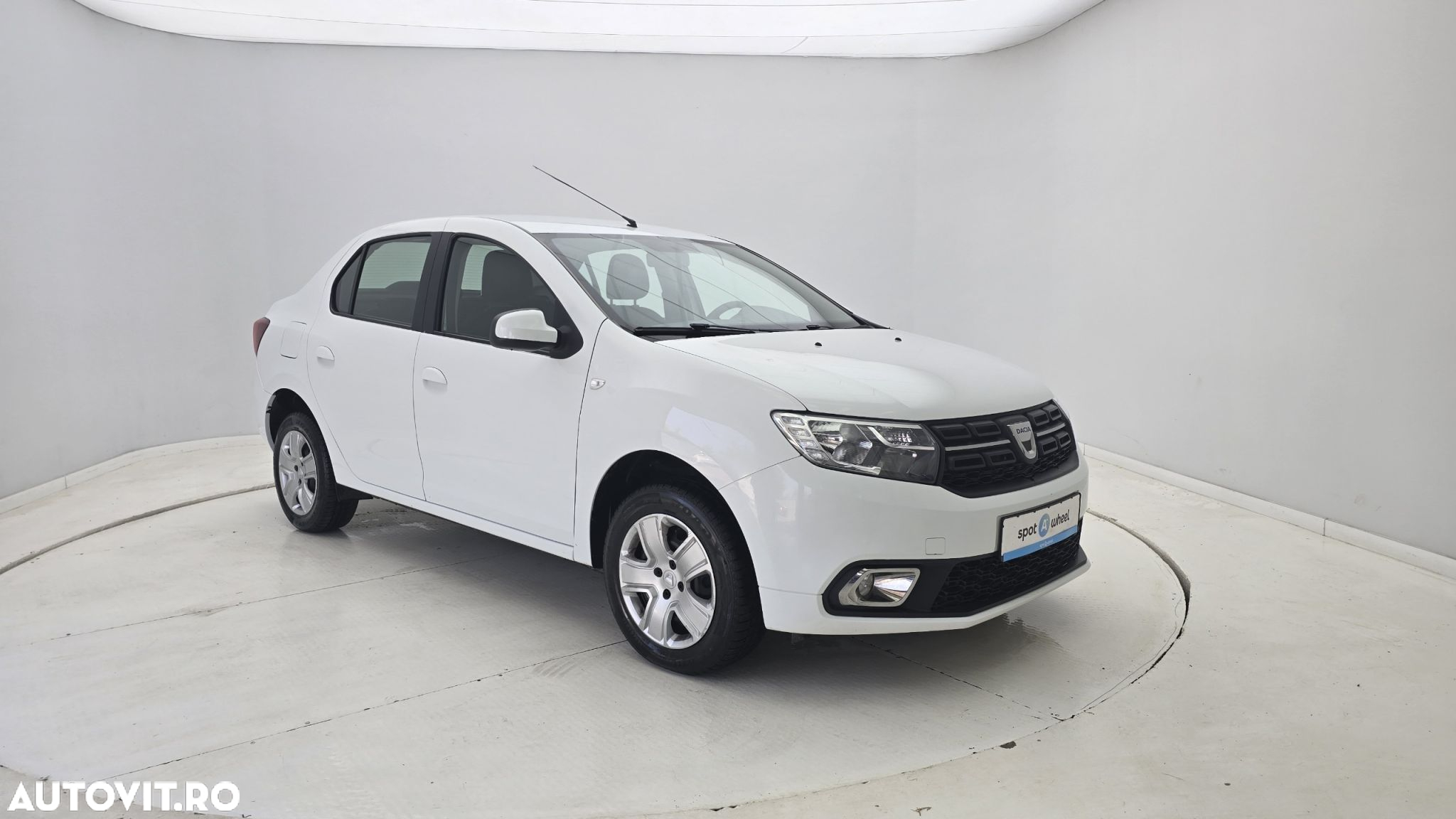 Dacia Logan 0.9 TCe Laureate - 4