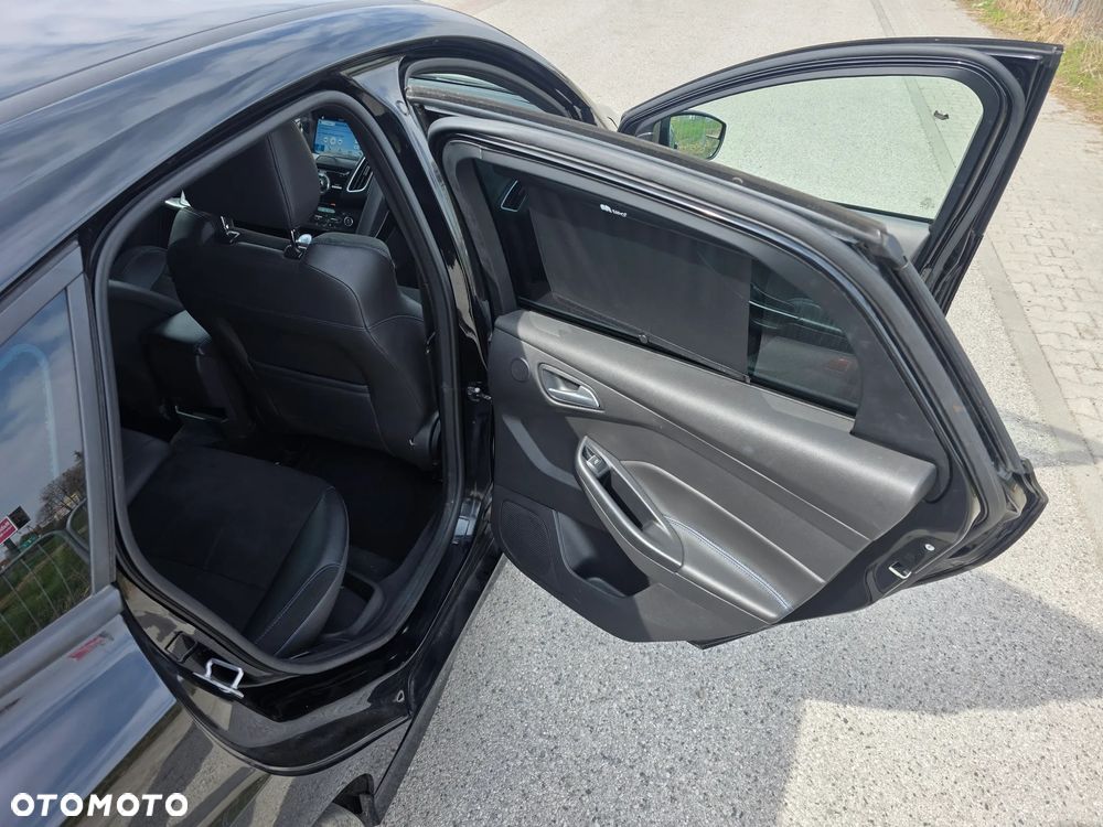 Ford Focus 2.3 EcoBoost S&S Allrad RS - 31