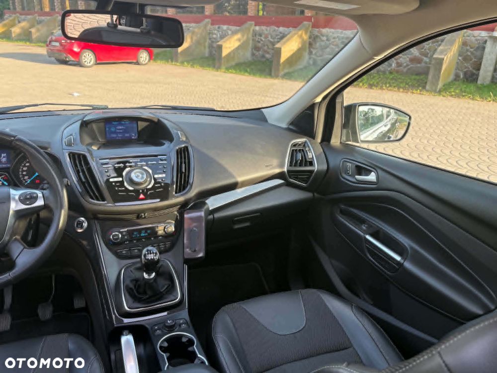 Ford Kuga 2.0 TDCi 4x4 Individual - 23